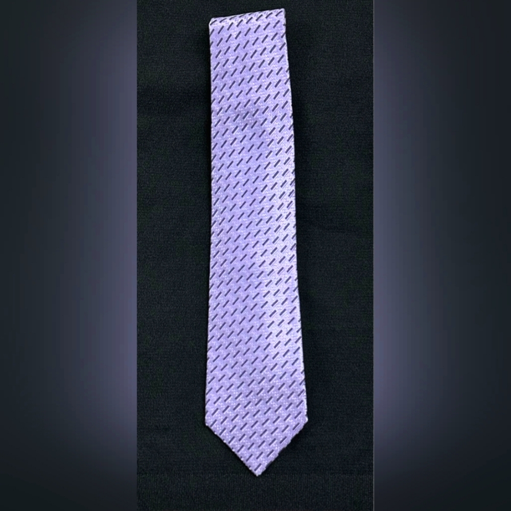 NWOT GIORGIO ARMANI 👔 100% Silk ◇ Elegant Purple Men's Tie